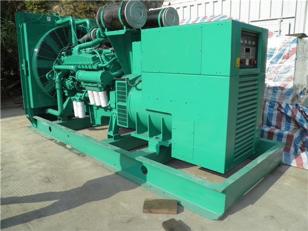 沐川发电车出租-柴油发电机组在使用的过程中应该做好哪些防护工作