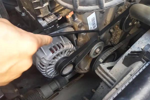 沐川转速传感器的工作原理是什么？