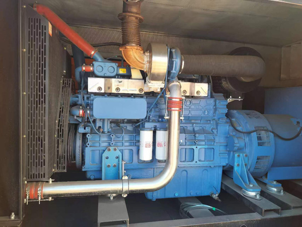 沐川燃油消耗率与进气温度的具体关系是什么？